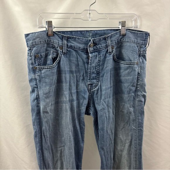 7 For All Mankind Mens Relaxed Straight Blue Jeans 32x35 Rare Light Wash Denim - Picture 2 of 12